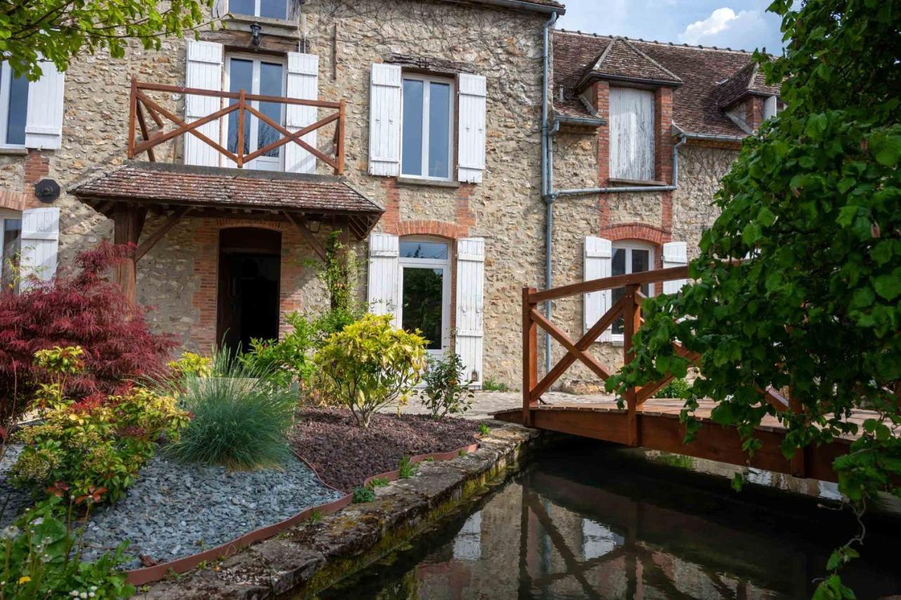Le Moulin De Cutesson O Dela Du M Bed and Breakfast Villenauxe Exteriör bild