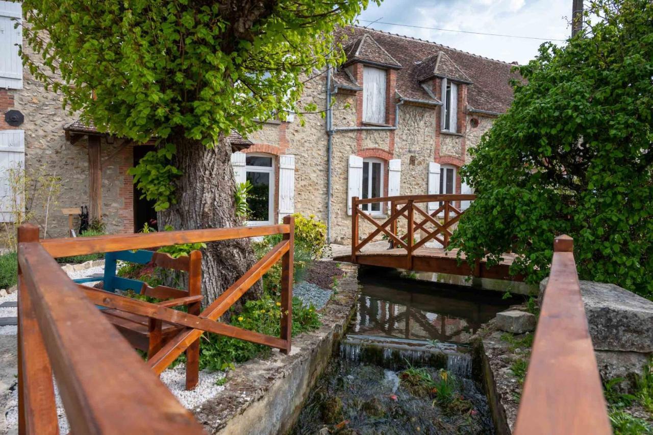 Le Moulin De Cutesson O Dela Du M Bed and Breakfast Villenauxe Exteriör bild